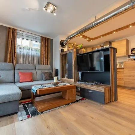 Klotz Apartment *